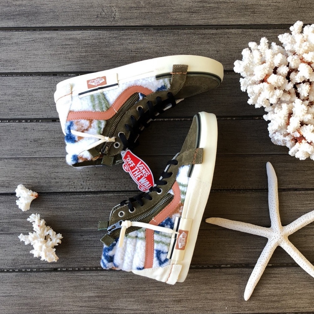 🌴🔆VANS- HI TOPS ZIPPER CARPET AWESOMENESS🔆🌴 - Picture 11 of 14